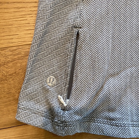 Lululemon Yoga top - Picture 3 of 5